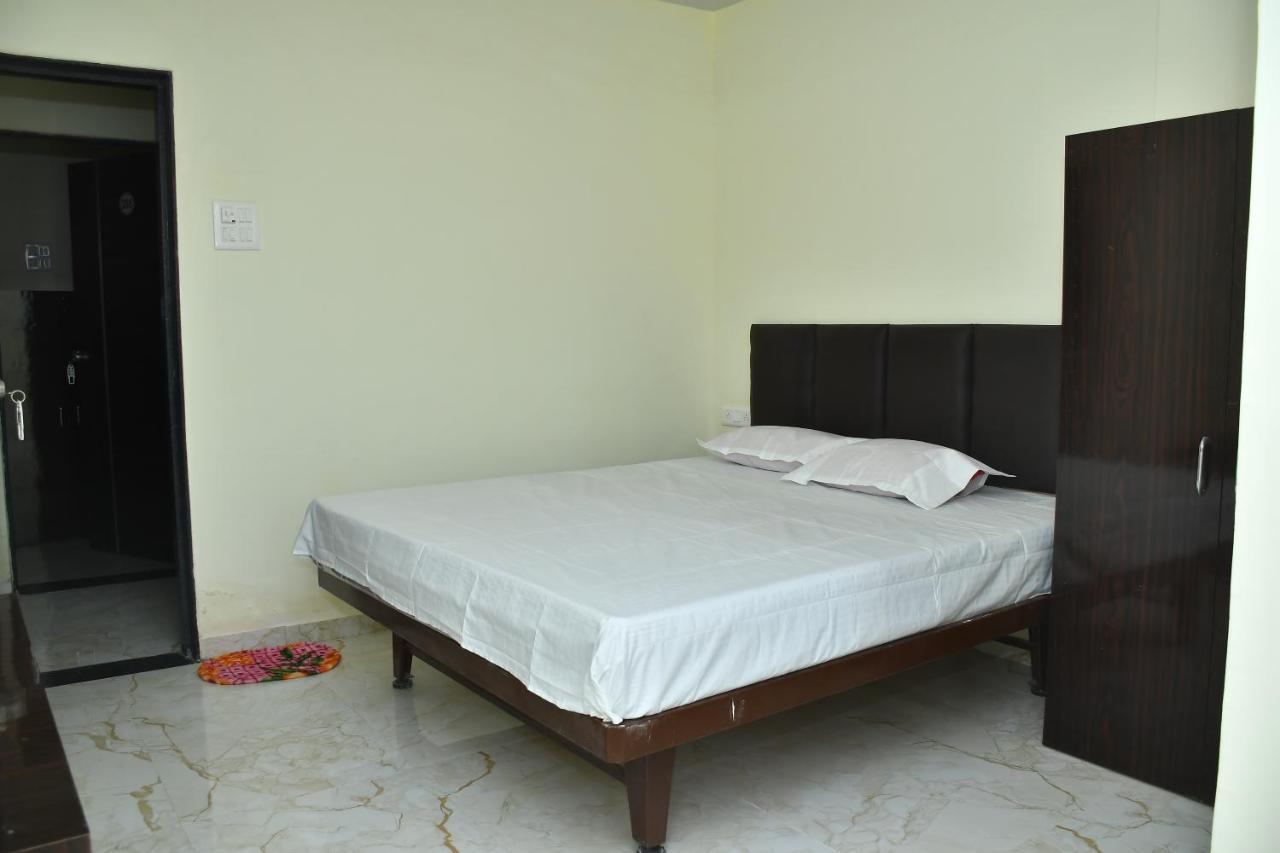 Hotel Kalika Residency Akalkot Εξωτερικό φωτογραφία