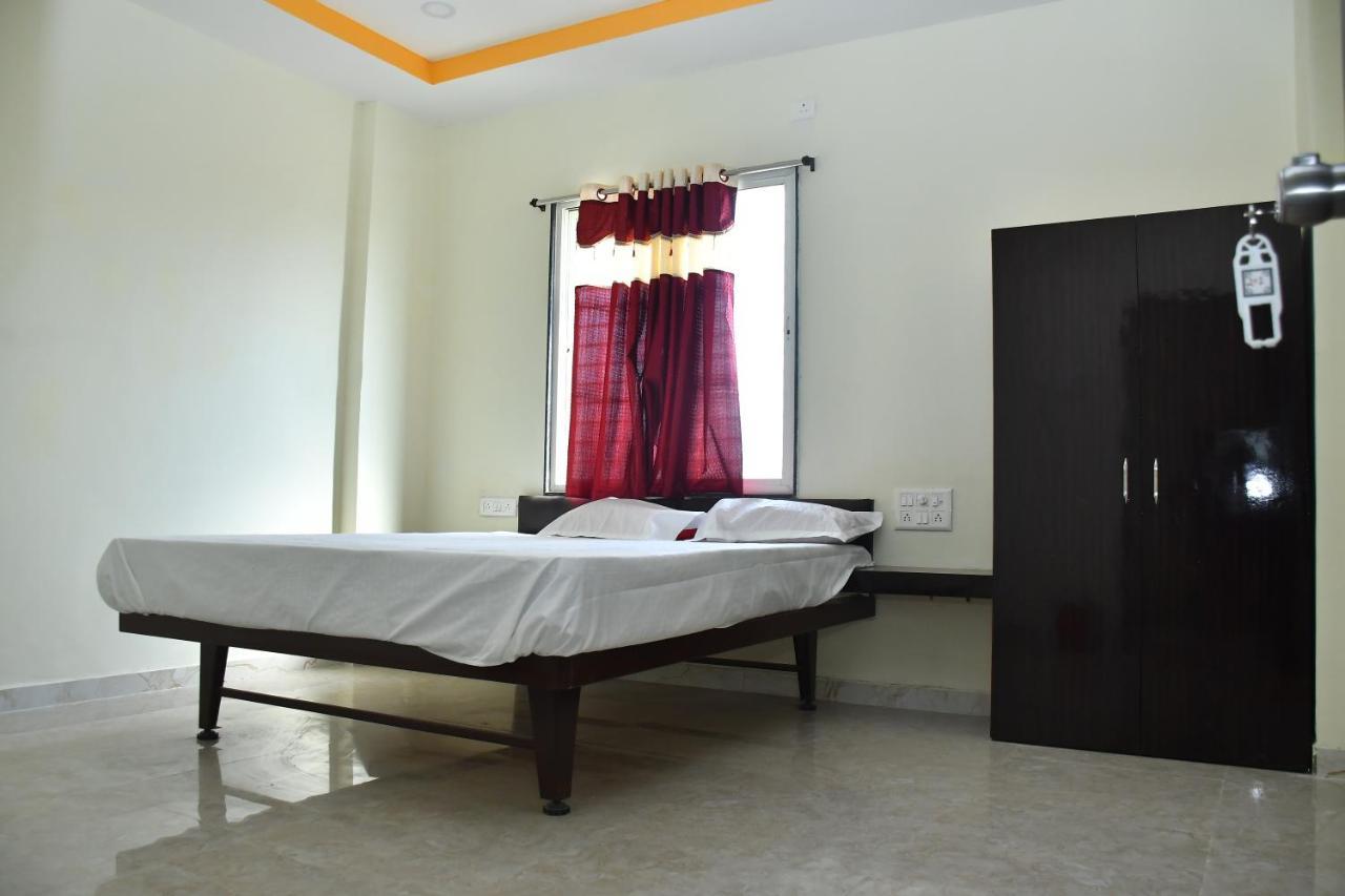 Hotel Kalika Residency Akalkot Εξωτερικό φωτογραφία