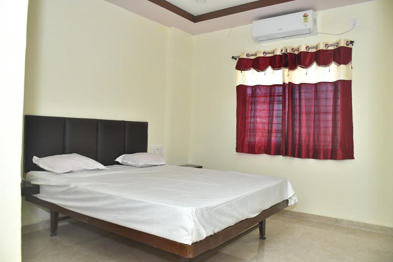Hotel Kalika Residency Akalkot Εξωτερικό φωτογραφία